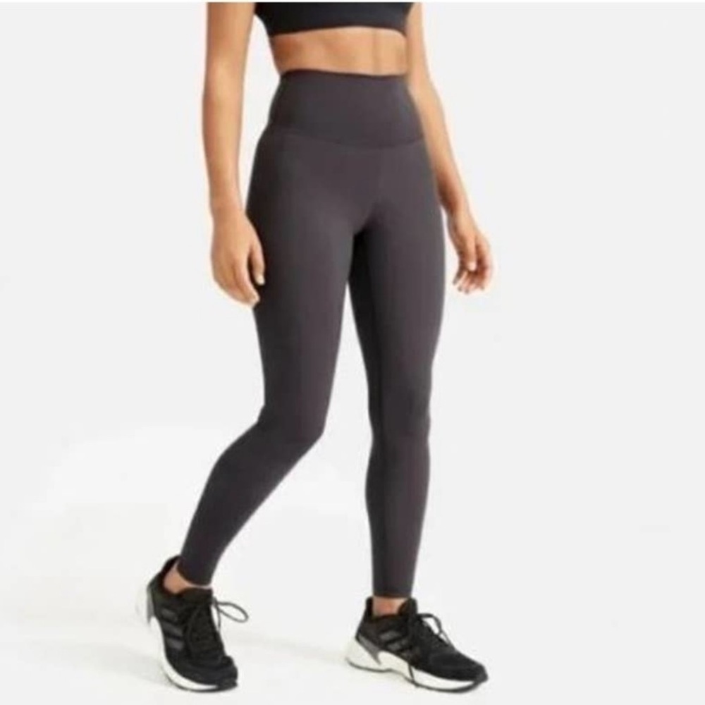 EVERLANE Renew Performance Leggings